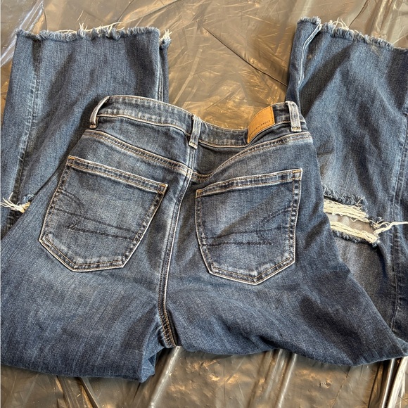 American Eagle Outfitters Dark Wash Jeans - Picture 2 of 5